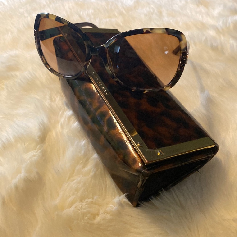 Tory Burch sunglasses ty7022